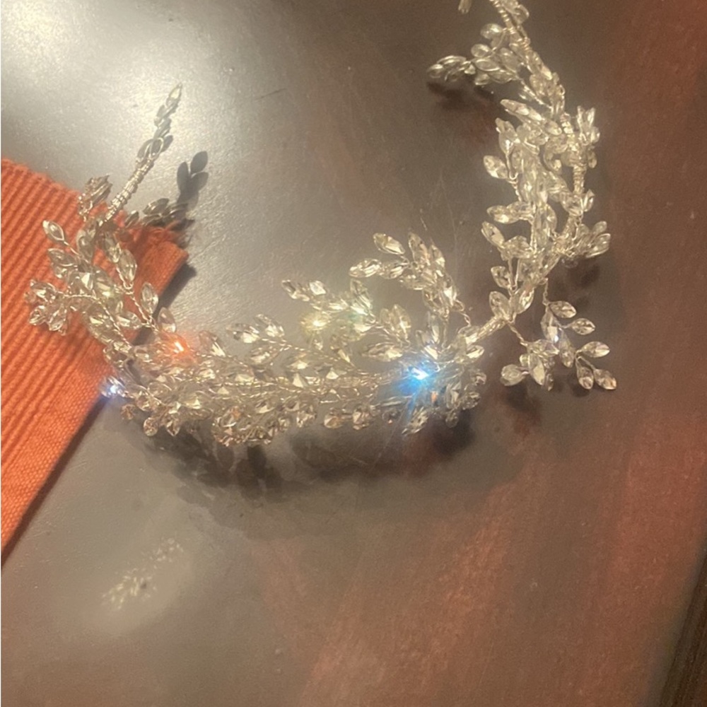 Wedding headpiece